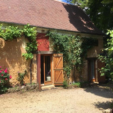 Chambres D'Hotes Les Coustilles Saint-Alvère Eksteriør bilde