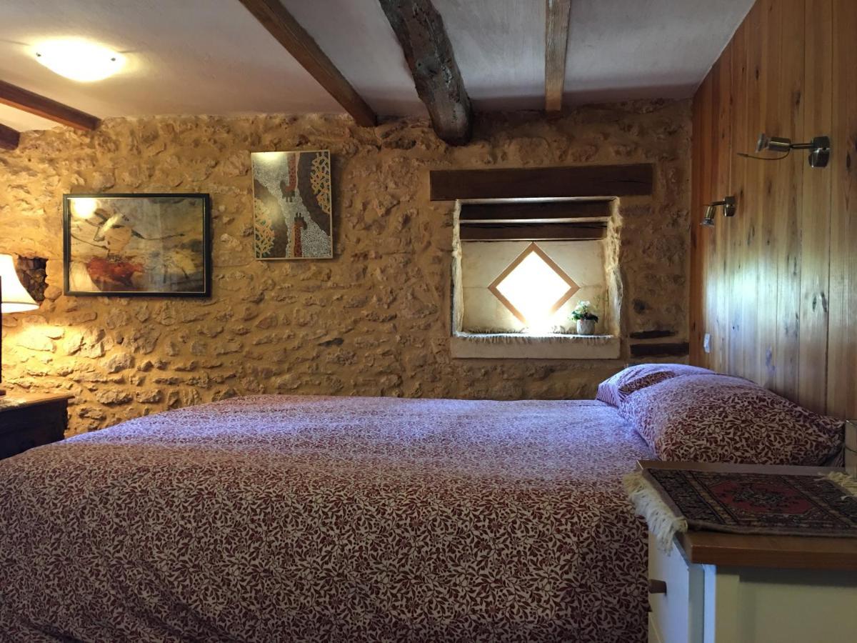 Chambres D'Hotes Les Coustilles Saint-Alvère Eksteriør bilde